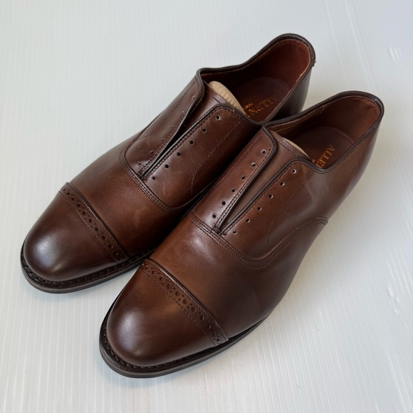 Allen Edmonds Fifth Avenue Cap-Toe Oxford Dress Shoe left size 9 / right size 10 - Picture 3 of 15
